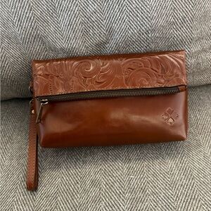 NWOT Patricia Nash Valerie Leather Wristlet/Clutch
